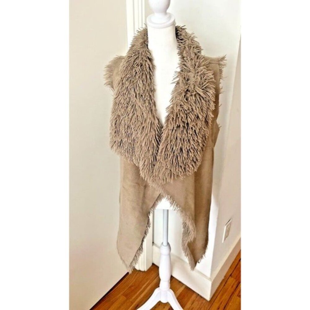 L/XL Cejon Beige Super Soft Faux Fur Layering Classic Grunge City Tiered Vest